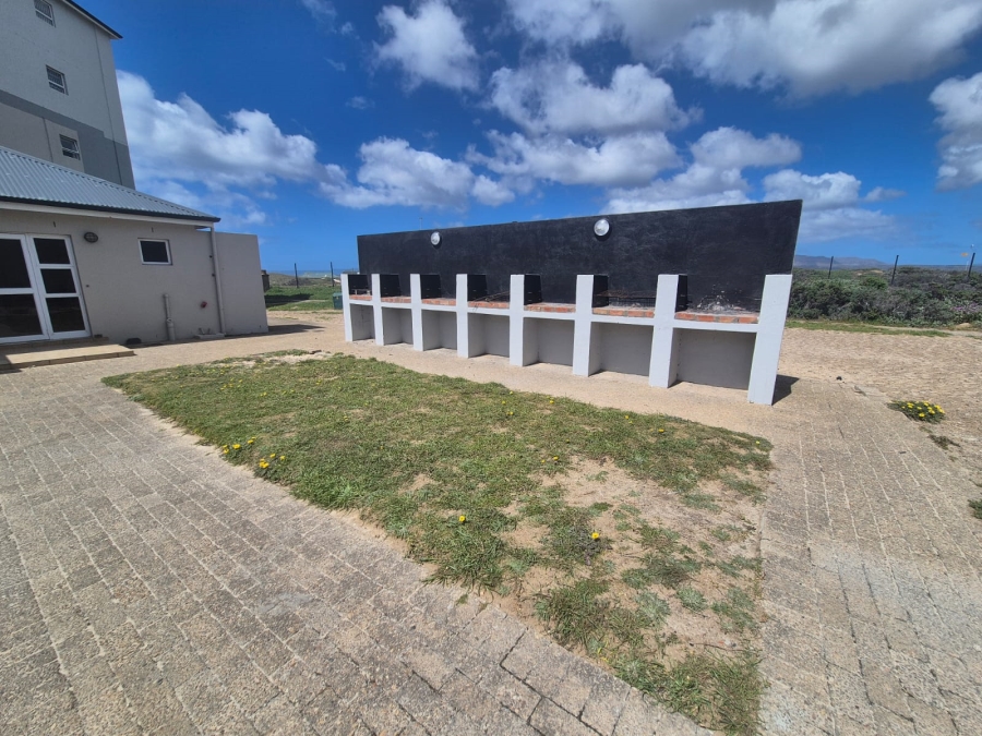 To Let 1 Bedroom Property for Rent in Muizenberg Western Cape